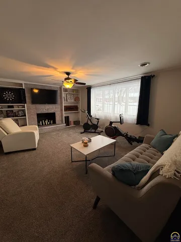 $315,000 | 4330 Southeast 26th Terrace, Topeka, KS 66605