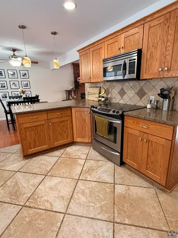 $315,000 | 4330 Southeast 26th Terrace, Topeka, KS 66605