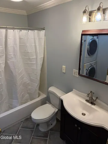 $1,850 | 24-26 Penrose Avenue, Unit A, Mechanicville, NY 12118