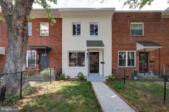 $620,000 | 3709 Edison Street, Alexandria, VA 22305