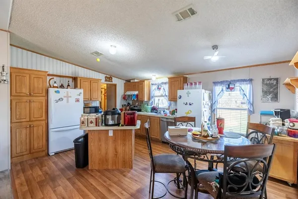 $160,000 | 102 Flamingo Drive, Tye, TX 79563