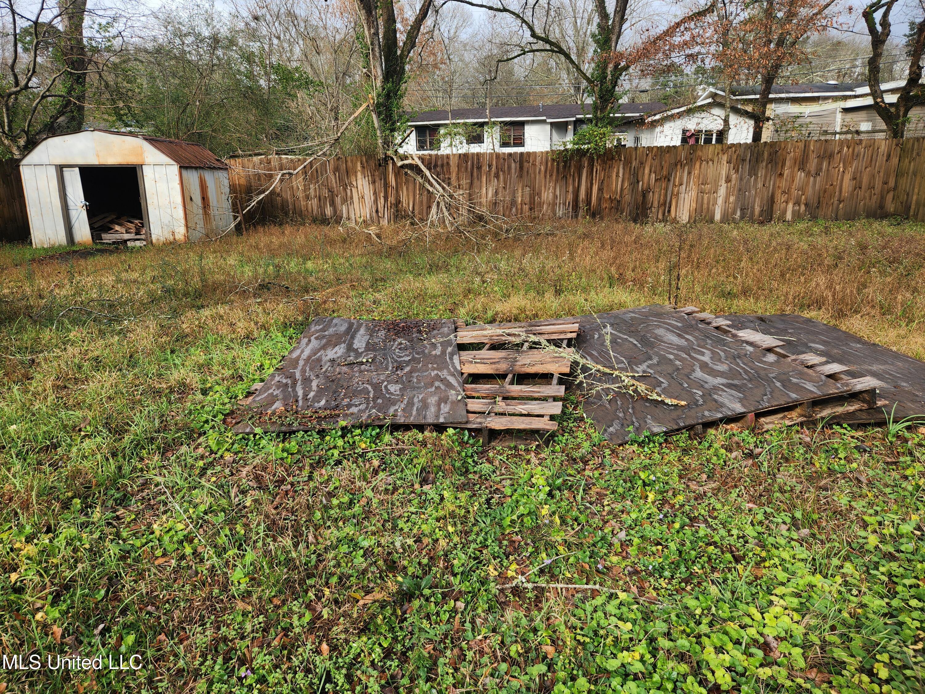 1166 Killarney Street Jackson, MS 39212 - Photo 29 of 29 Back