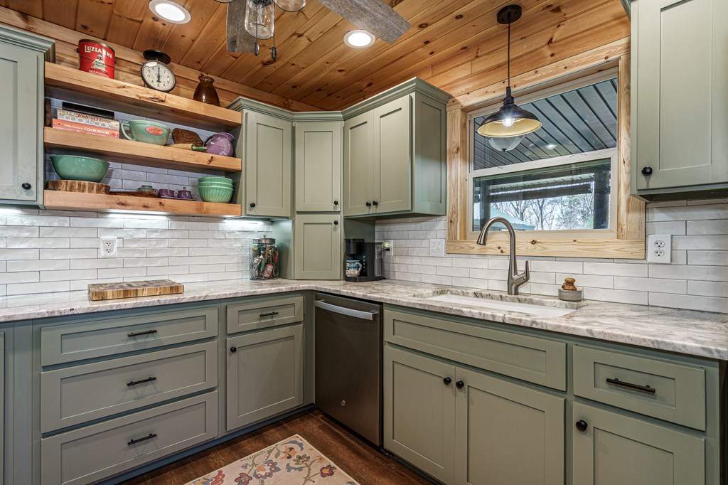 245 Panther Hill Road Murphy, NC 28906 - Photo 11 of 66