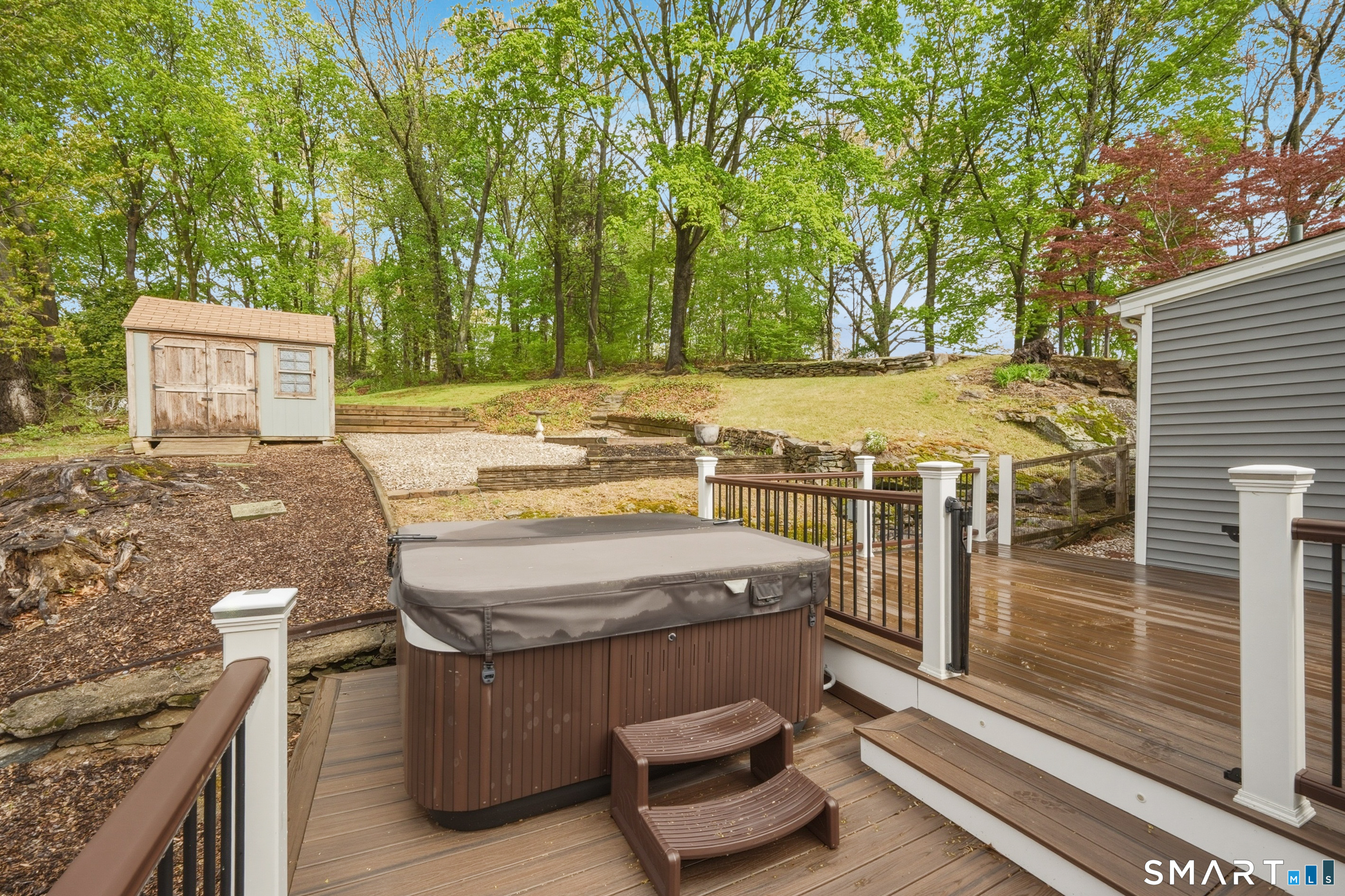 9 Round Hill Road Trumbull, CT 06611 - Photo 17 of 22