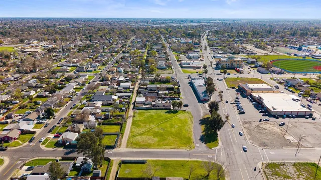 a picture of a glass table and painted walls