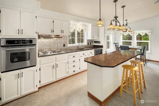 $575,000 | 81 Hawthorn Lane, Easton, WA 98925