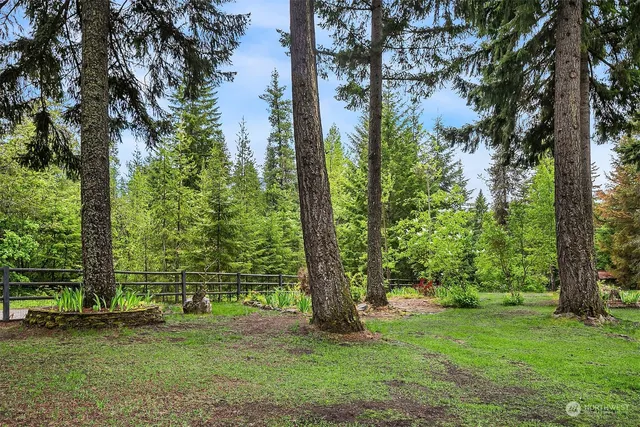 $575,000 | 81 Hawthorn Lane, Easton, WA 98925