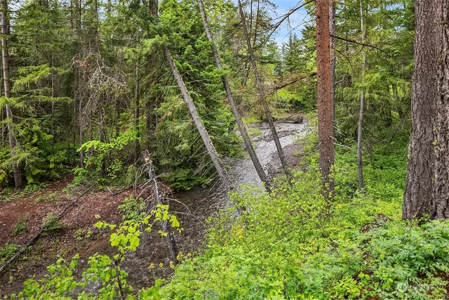 $575,000 | 81 Hawthorn Lane, Easton, WA 98925