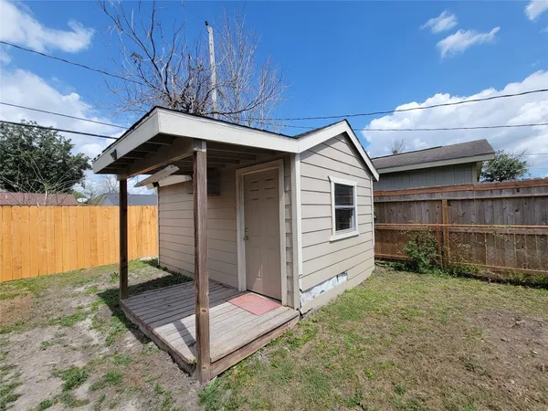 $2,100 | 12317 Palmfree Street, Houston, TX 77034