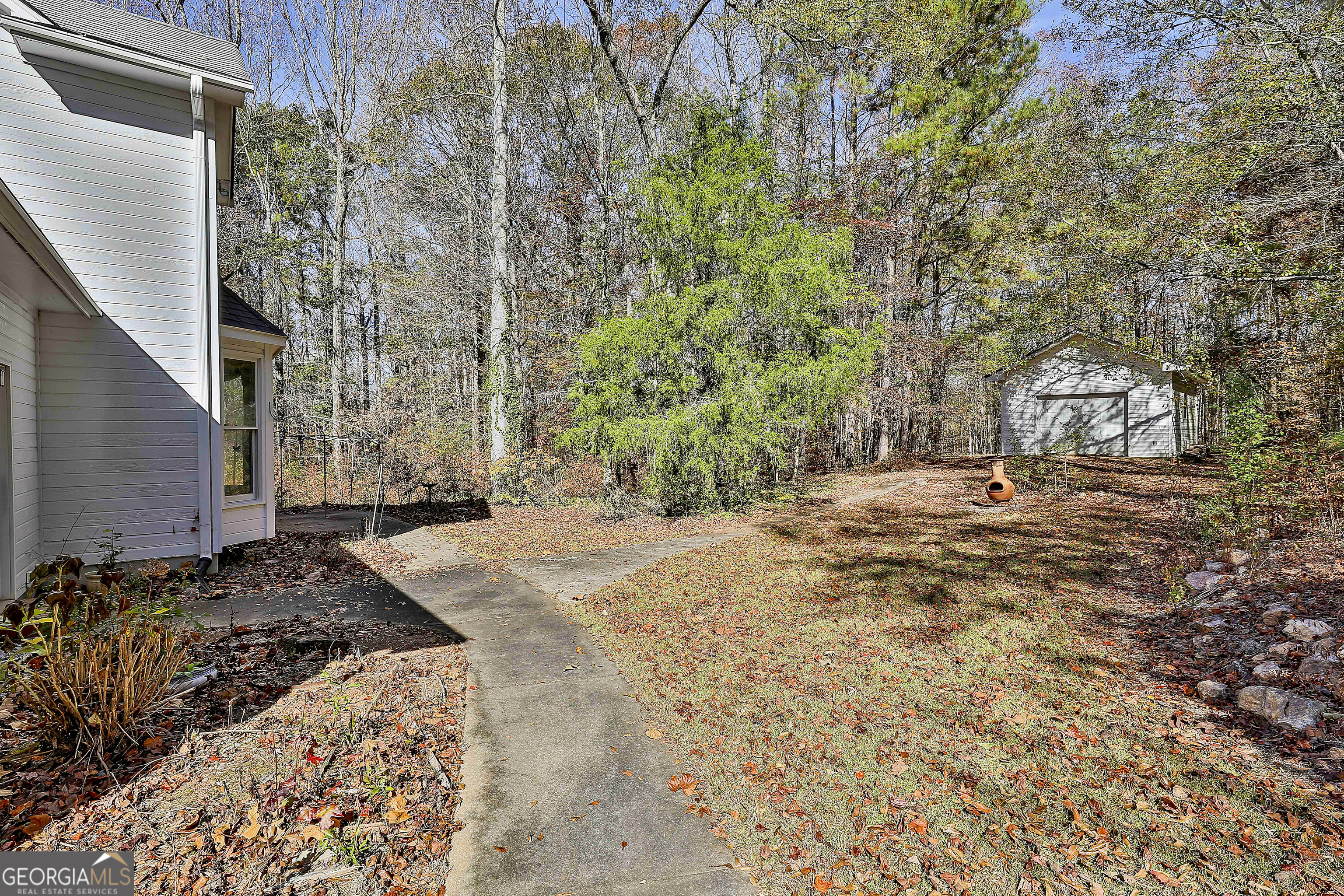 2246 Concord Road Concord, GA 30206 - Photo 12 of 18 a view of dirt yard with a tree