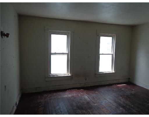 1610 Edwards Avenue Springfield, OH 45503 - Photo 4 of 8