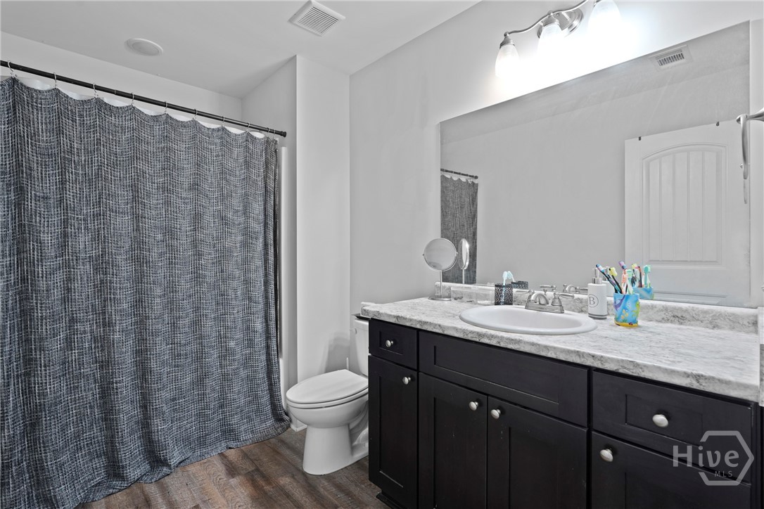 102 Brookstone Way Rincon, GA 31326 - Photo 19 of 38 upstairs secondary bathroom