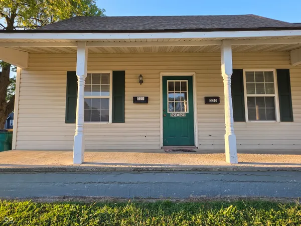 $1,100 | 323 South East Street, Lebanon, IN 46052