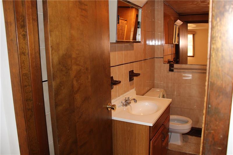 1580 Airport Road Vandergrift, PA 15690 - Photo 19 of 25 Gallery Image 19