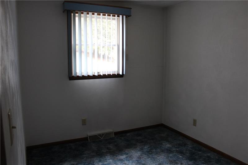 1580 Airport Road Vandergrift, PA 15690 - Photo 23 of 25 Gallery Image 23
