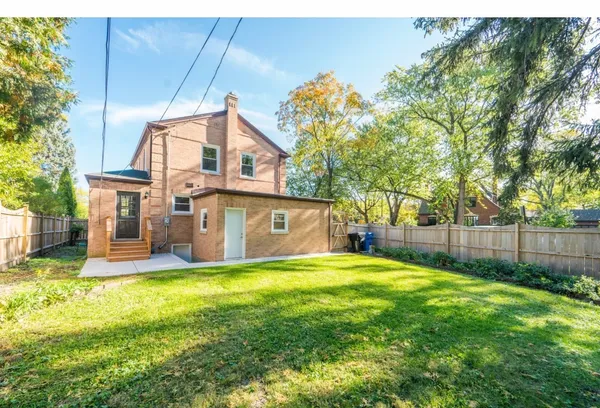 $7,500 | 6601 North Sioux Avenue, Chicago, IL 60646