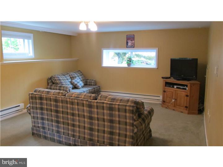 139 Wyndmoor Road Havertown, PA 19083 - Photo 12 of 25 Family Room