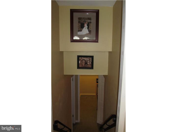 139 Wyndmoor Road Havertown, PA 19083 - Photo 10 of 25 Hallway
