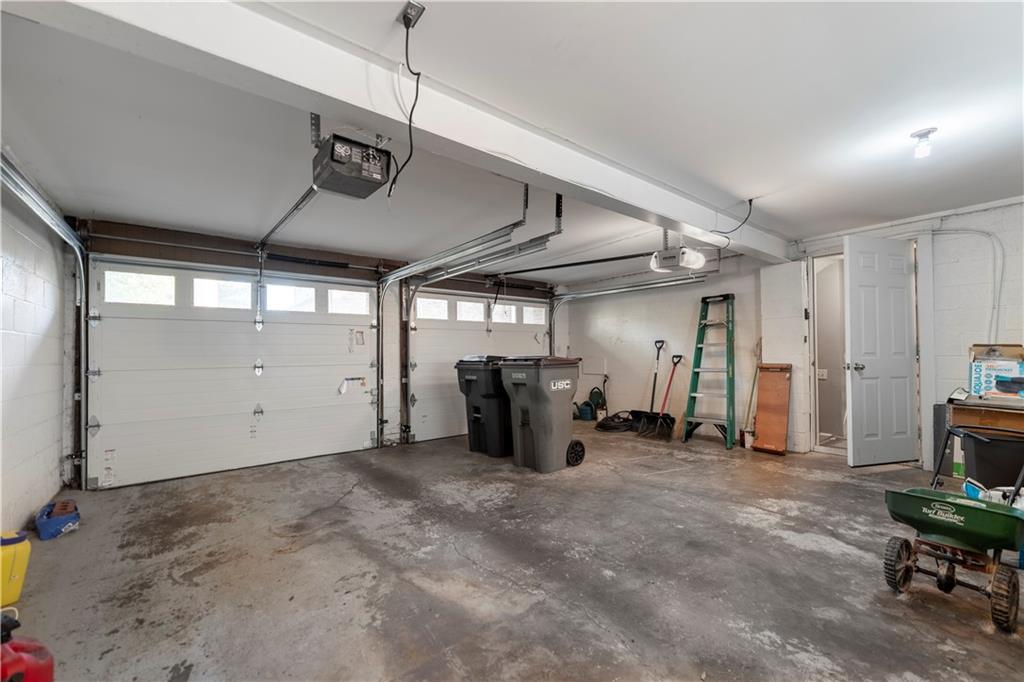3318 Ivanhoe Road Pittsburgh, PA 15241 - Photo 30 of 45 a view of a room with gym equipment