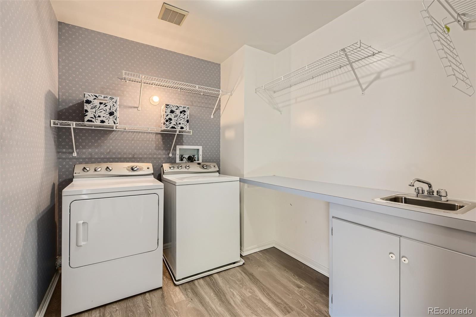 200 Quail Ridge Circle Highlands Ranch, CO 80126 - Photo 24 of 27 Gallery Image 24
