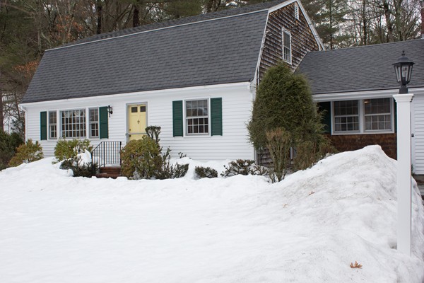 23 Belknap Road Medfield, MA 02052 - Photo 2 of 21 Gallery Image 2