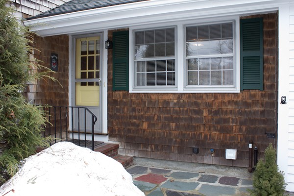 23 Belknap Road Medfield, MA 02052 - Photo 3 of 21 Gallery Image 3