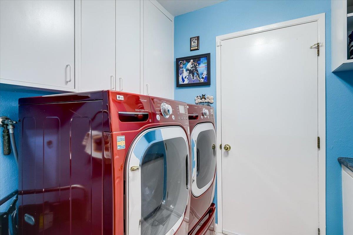 1635 Serpa Drive Milpitas, CA 95035 - Photo 17 of 31 a utility room with dryer and washer