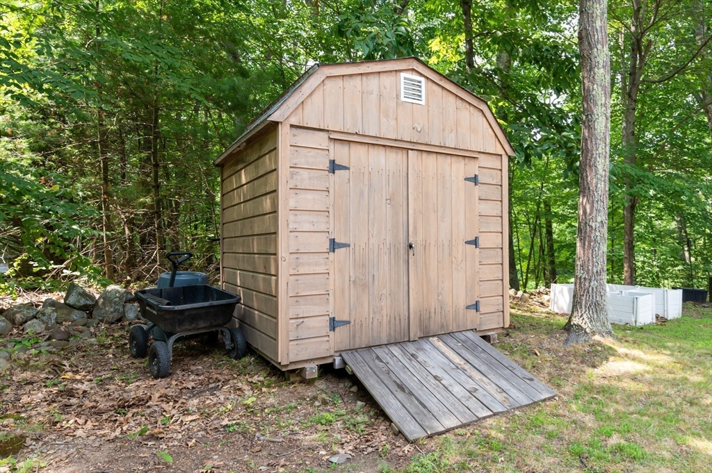 93 Spofford Street Georgetown, MA 01833 - Photo 36 of 42 Gallery Image 36