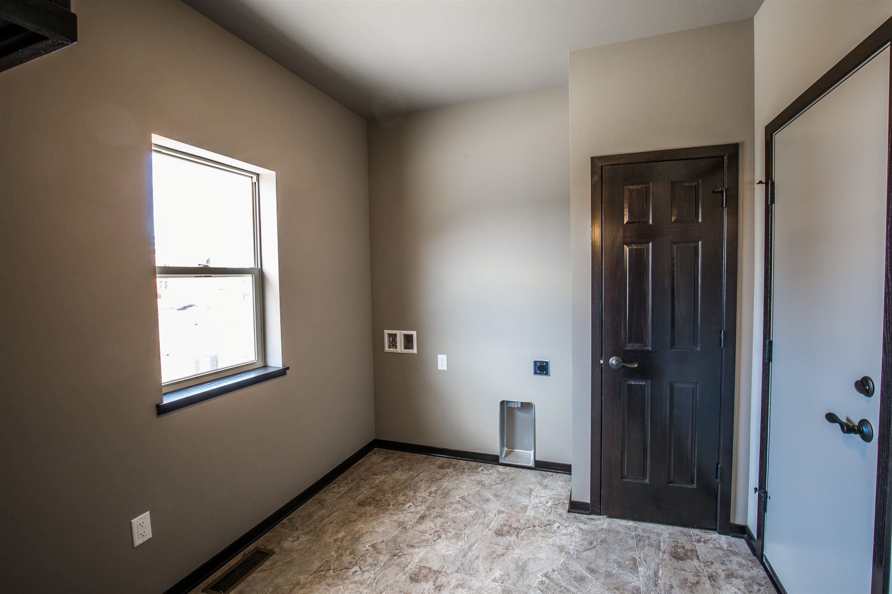 517 Spindrift Mount Horeb, WI 53572 - Photo 15 of 27