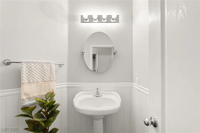 $599,999 | 2826 Culloden Avenue, Henderson, NV 89044