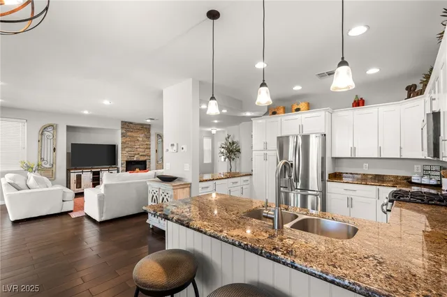 $599,999 | 2826 Culloden Avenue, Henderson, NV 89044