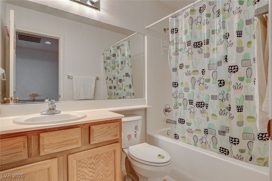 7427 Wagonwheel Ranch Way Las Vegas, NV 89113 - Photo 42 of 50 Bathroom with vanity and shower / bath combo