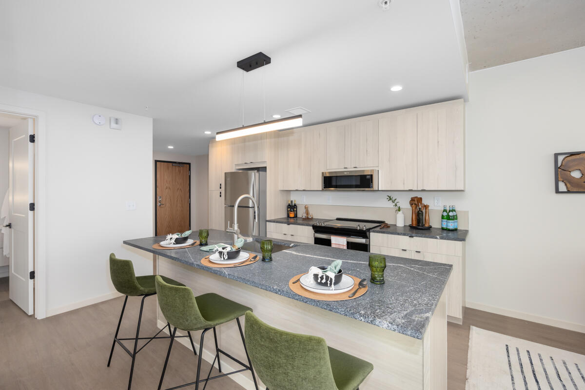 144 Oakes Street Southwest, Unit 1410 Grand Rapids, MI 49503 - Photo 28 of 63 IMG_1027