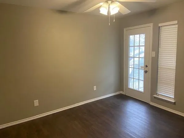 $1,125 | 3206 South Fielder Road, Unit 205, Arlington, TX 76015