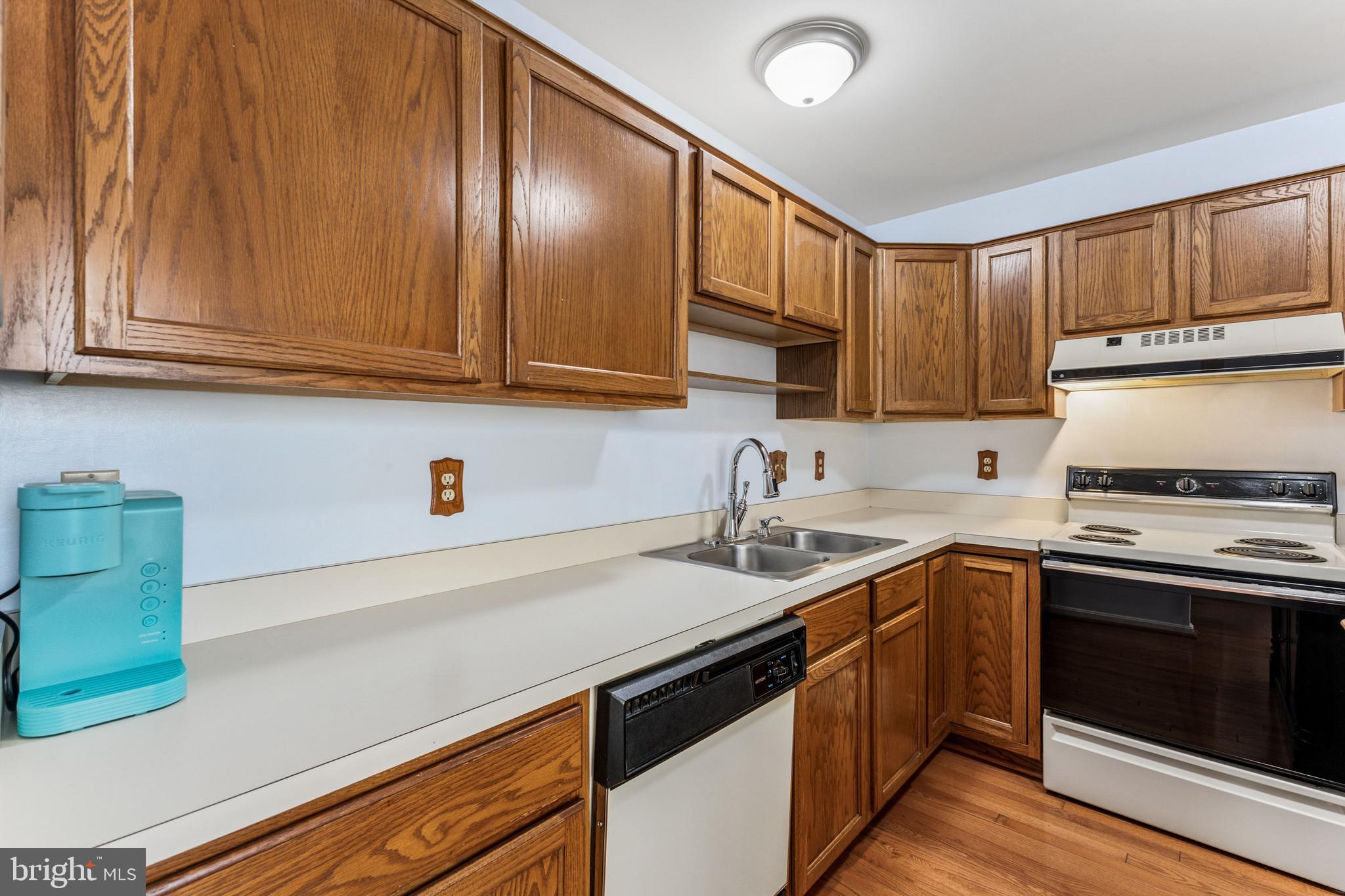 207 Wimbeldon Court, Unit 210 Stafford, VA 22556 - Photo 19 of 38 Kitchen