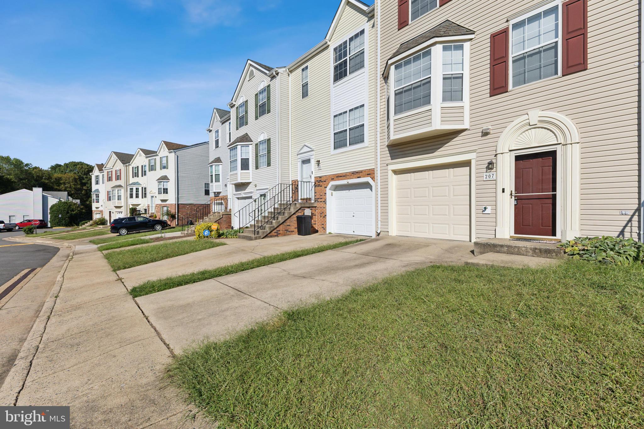 207 Wimbeldon Court, Unit 210 Stafford, VA 22556 - Photo 3 of 38 Front view