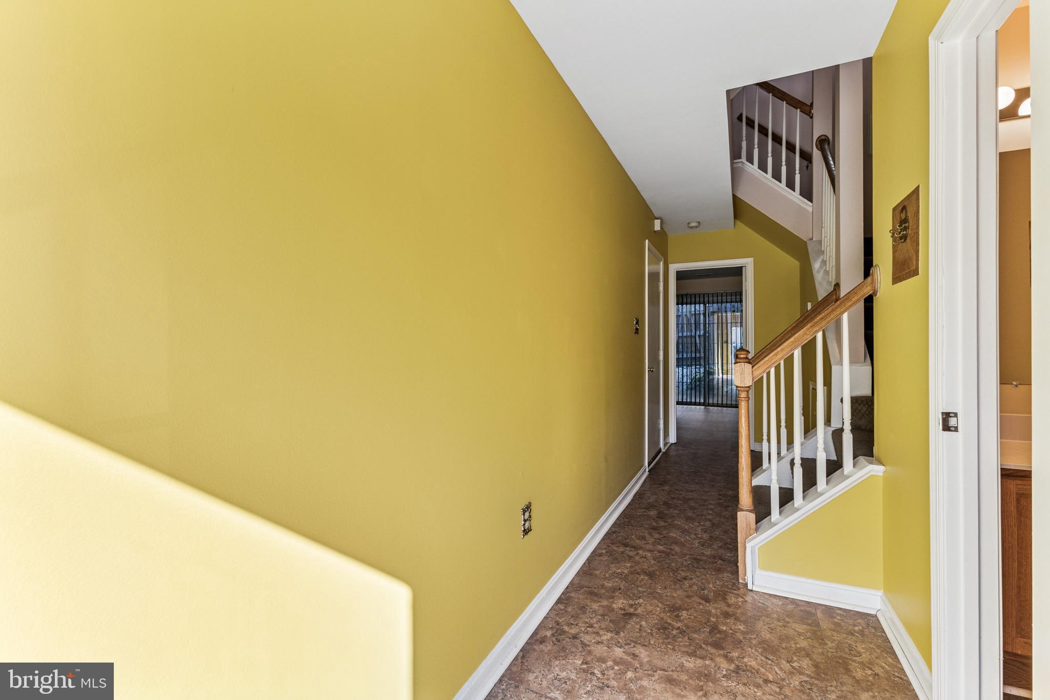 207 Wimbeldon Court, Unit 210 Stafford, VA 22556 - Photo 4 of 38 Main entrance