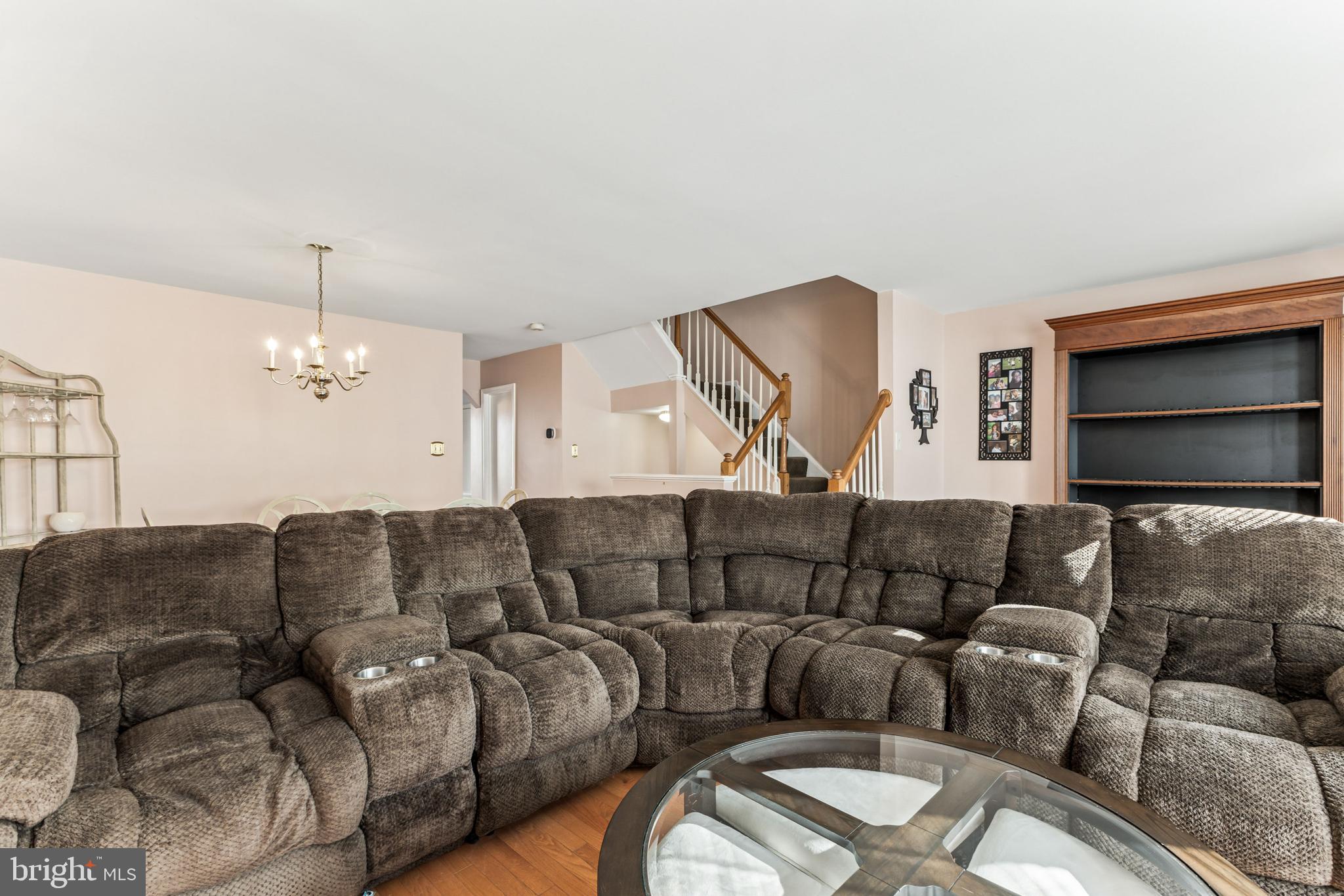 207 Wimbeldon Court, Unit 210 Stafford, VA 22556 - Photo 10 of 38 Living room