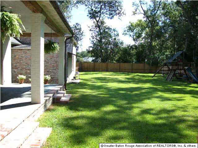 911 Steele Boulevard Baton Rouge, LA 70806 - Photo 17 of 20 Gallery Image 17