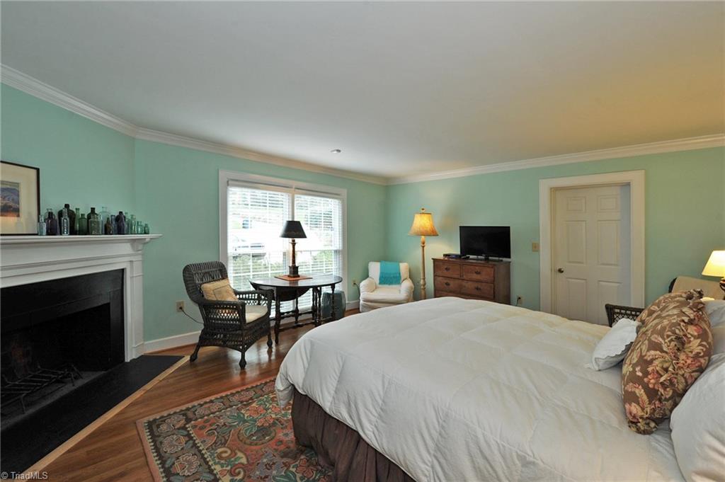 1849 Virginia Road Winston-Salem, NC 27104 - Photo 12 of 27 Gallery Image 12