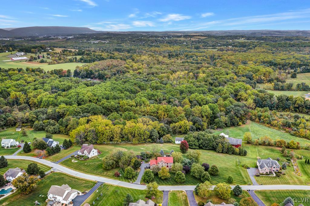 131 Blackstone Drive Wind Gap, PA 18091 - Photo 4 of 50 a view of a city with an ocean