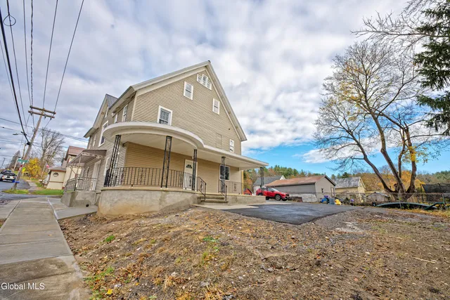 $410,000 | 2 Cemetery Street, Fonda, NY 12068