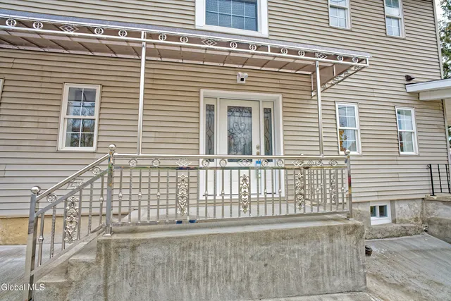 $410,000 | 2 Cemetery Street, Fonda, NY 12068