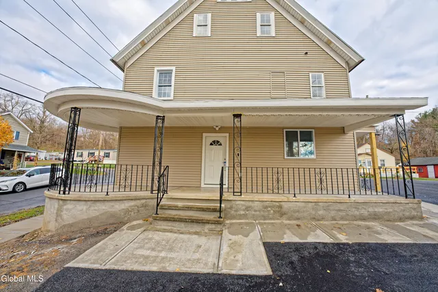 $410,000 | 2 Cemetery Street, Fonda, NY 12068