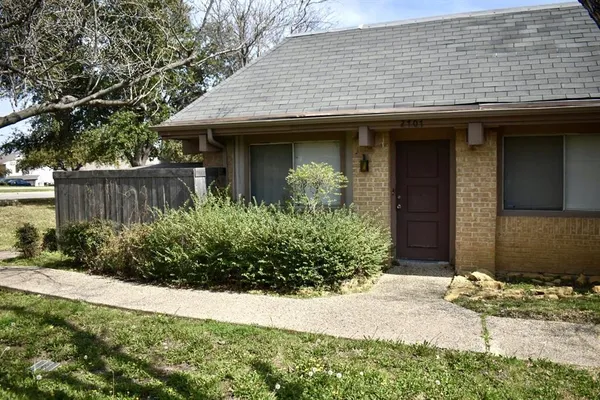 $197,500 | 2707 Stonehaven Court, Irving, TX 75038