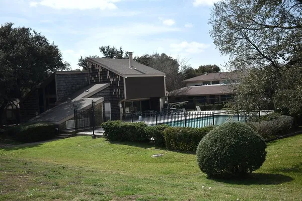 $197,500 | 2707 Stonehaven Court, Irving, TX 75038