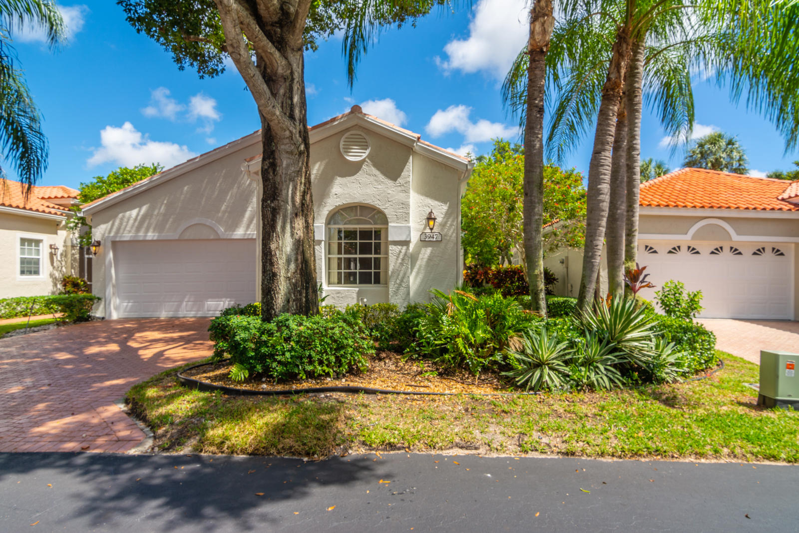 3947 Redondo Way Boca Raton, FL 33487 - Photo 23 of 40 b-2