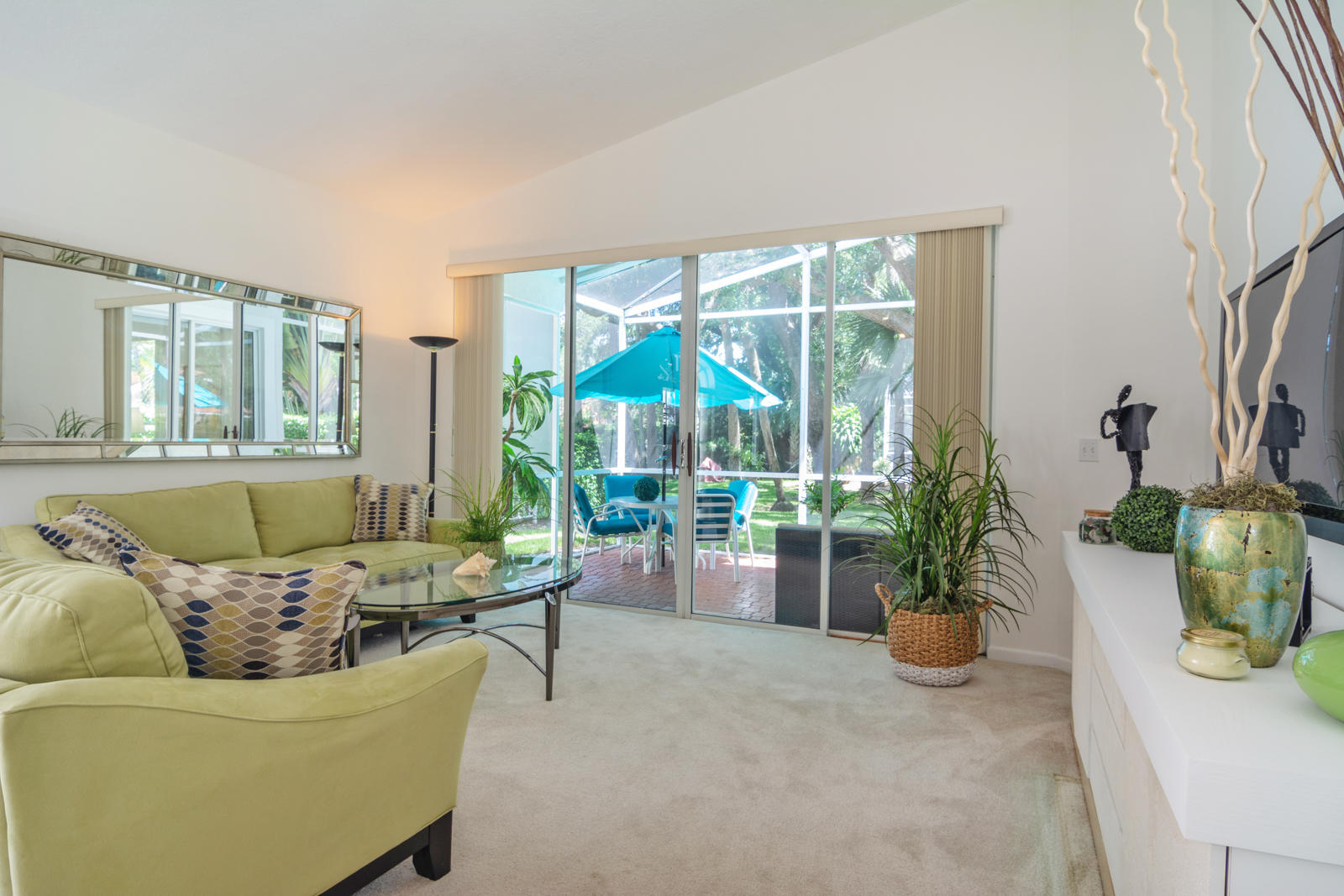 3947 Redondo Way Boca Raton, FL 33487 - Photo 6 of 40 b-15