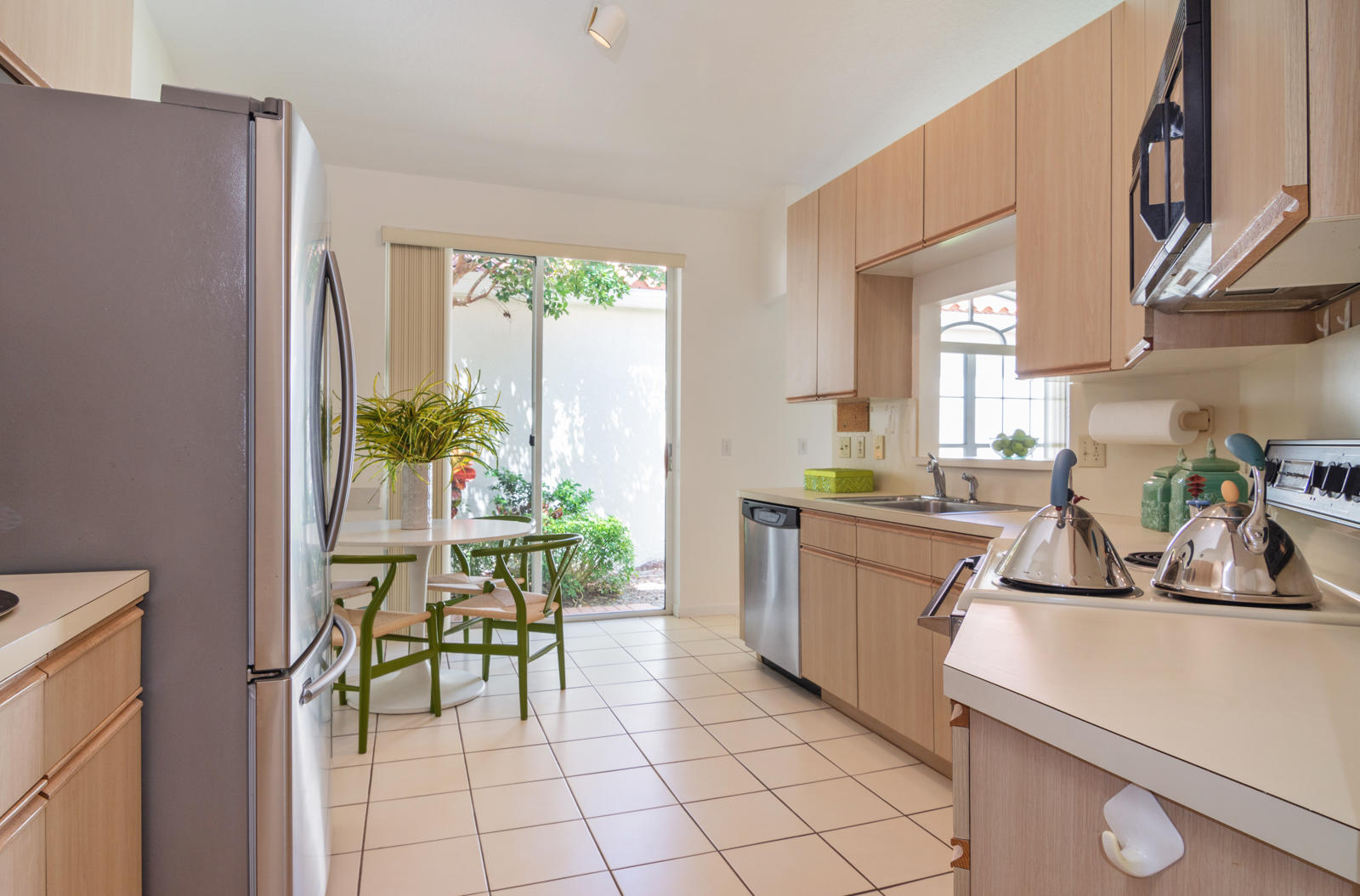 3947 Redondo Way Boca Raton, FL 33487 - Photo 8 of 40 b-21