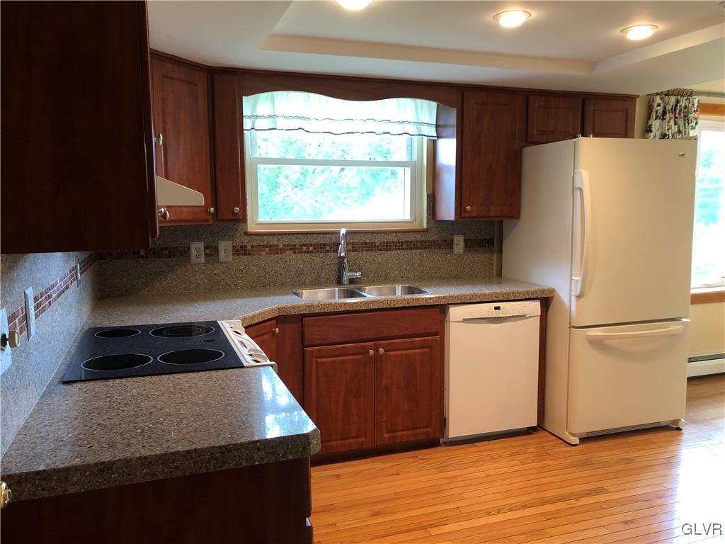 310 Park Avenue Bethlehem, PA 18020 - Photo 11 of 25